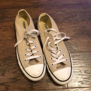 Converse low cut